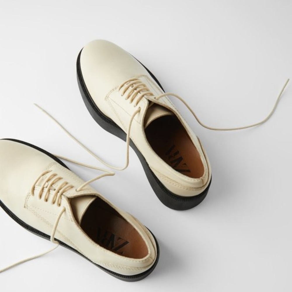 ZARA Low Heeled Leather Derby Shoes Off-White - Picture 1 of 10